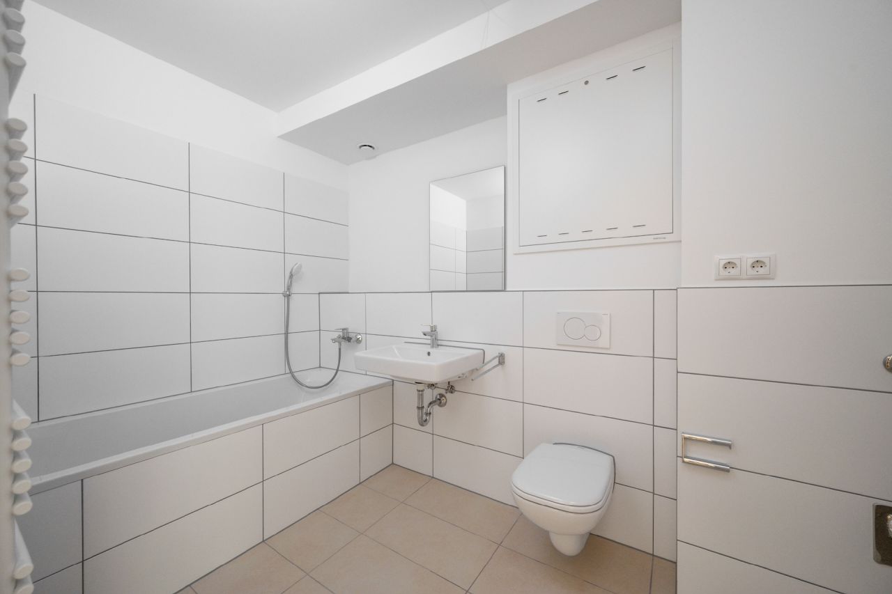 Wannen-Bad Wannen-Bad