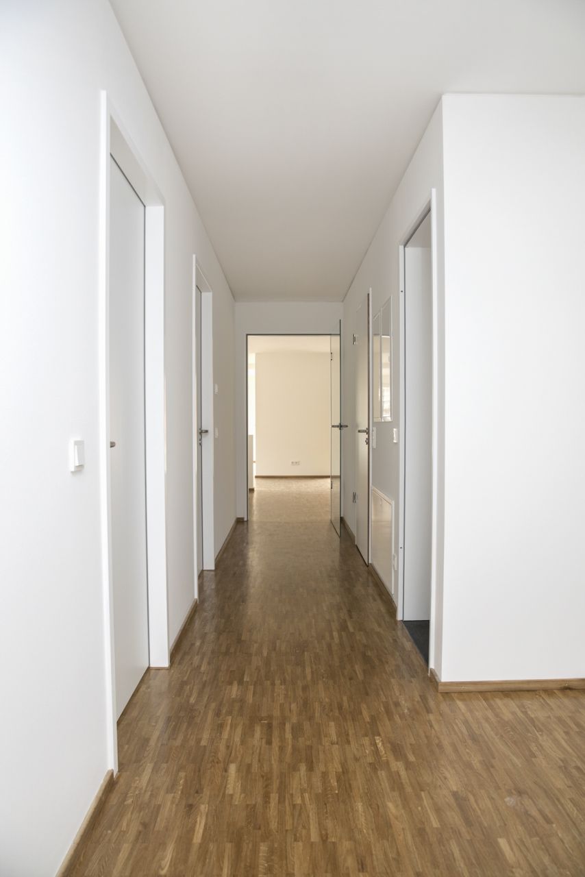 Flur1_Ansicht2_2.jpg Flur1_Ansicht2_2.jpg