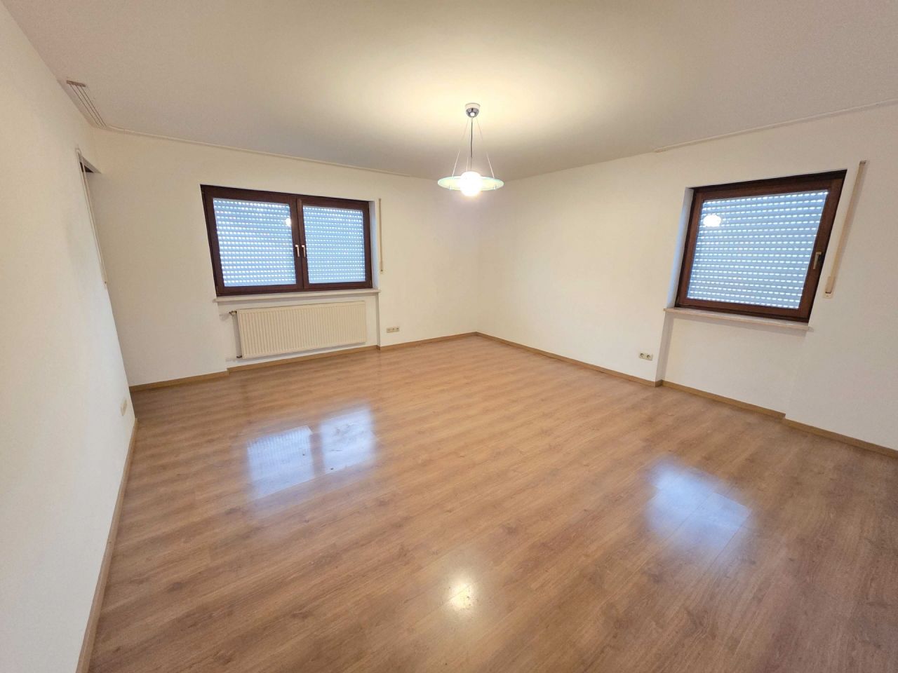 06ObergeschossElternschlafzimmer_2.jpg