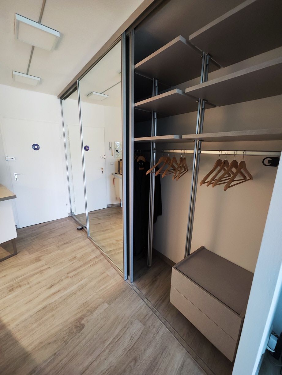 Schrank_02_2.jpg